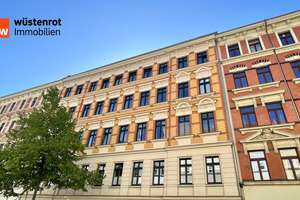 Charmante 2-Zimmer-Wohnung im denkmalgerecht sanierten Gebäude mit heller Wohnatmosphäre