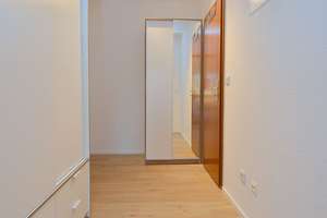 Modern möblierte Wohnung mit Balkon und TG in Böblingen – Die vollständige Adresse der Immobilie erhältst du vom Anbieter., 71034 Böblingen – Vorschaubild 9