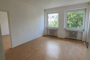 Helle, ruhig gelegene 2 Zi-Whg. KEIN Balkon, mit Wohnküche, 3 min. zur U75