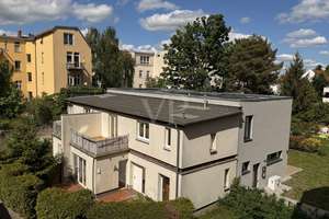 Charmantes Stadthaus mit Garten und Balkon in grüner Lage von Niederschönhausen – Die vollständige Adresse der Immobilie erhältst du vom Anbieter., 13156 Niederschönhausen, Berlin – Vorschaubild 3