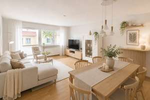 Charmante 2,5-Zimmer-Wohnung mit Südbalkon in Altperlach