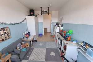 **Helle 3,5-Zi.-Wohnung mit gigantischer Aussicht und TG-Stellplatz** – Die vollständige Adresse der Immobilie erhältst du vom Anbieter., 70195 Botnang-Nord, Stuttgart – Vorschaubild 9
