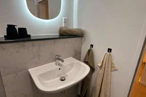 Komplett neu möblierte, frisch renovierte, helle 1-Zi-Whg im Hochparterre mit Balkon und neuer Küche – Kastanienallee 19, 13158 Rosenthal, Berlin – Vorschaubild 14