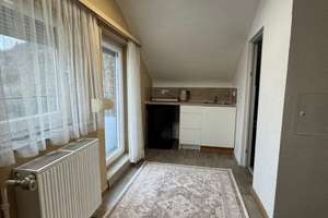 Moderne 1,5-Zimmer-Wohnung mit großem Balkon, eigenem Bad und Kitchenette in Bad Mergentheim – Finkenweg 10, 97980 Bad Mergentheim – Vorschaubild 4