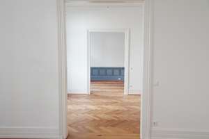 Drei-Zimmer-Stilaltbauwohnung in Bestlage – Die vollständige Adresse der Immobilie erhältst du vom Anbieter., 60323 Westend-Süd, Frankfurt am Main – Vorschaubild 13