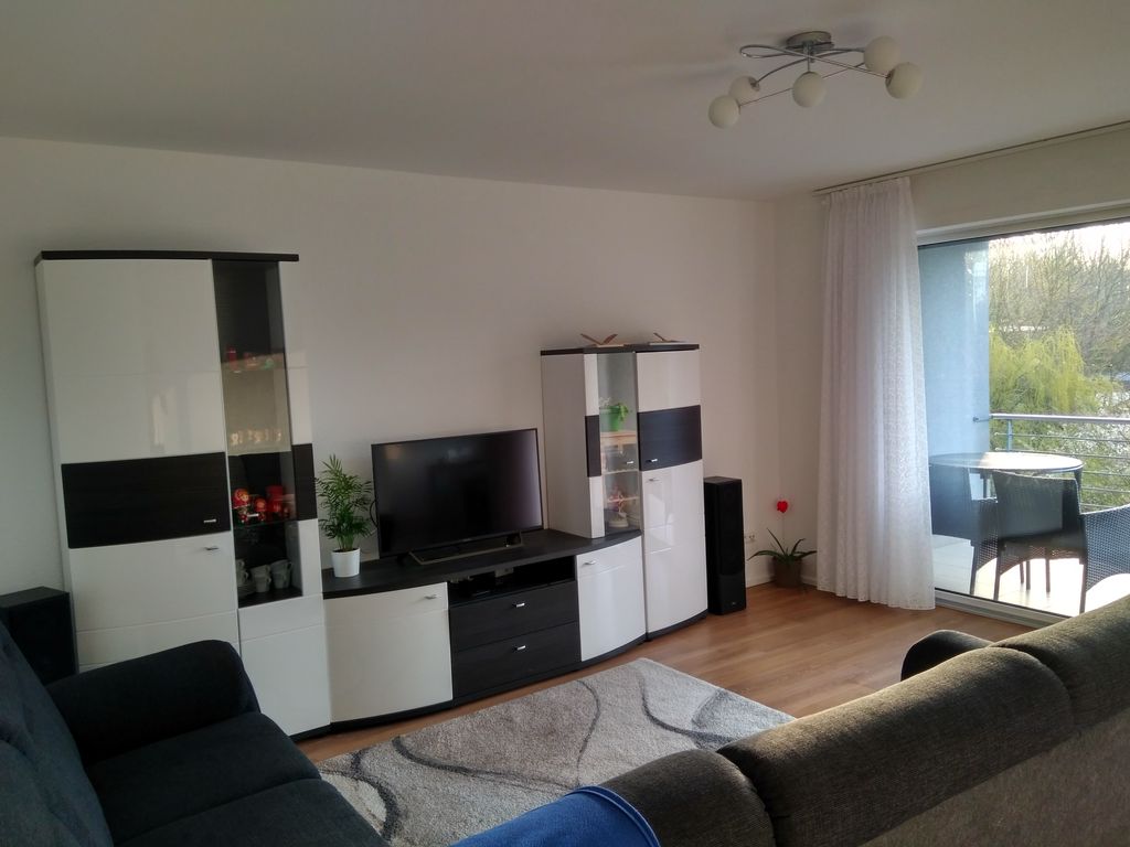 Moderne 4 Zimmer Wohnung mit Balkon in Köln Worringen