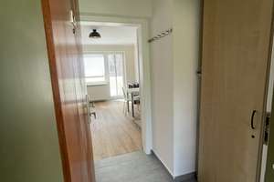 Möblierte 1‑Zimmerwohnung  - Furnished apartment with balcony & WI-Fi, available now – Thusneldastraße xx, 81543 Untergiesing, München – Vorschaubild 5