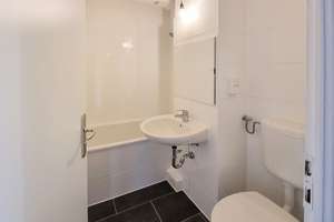 ** AB JUNI ** - frisch renovierte 2-Zimmer-Wohnung in DD-Prohlis! – Albert-Wolf-Platz 2, 1239 Prohlis-Süd, Dresden – Vorschaubild 6