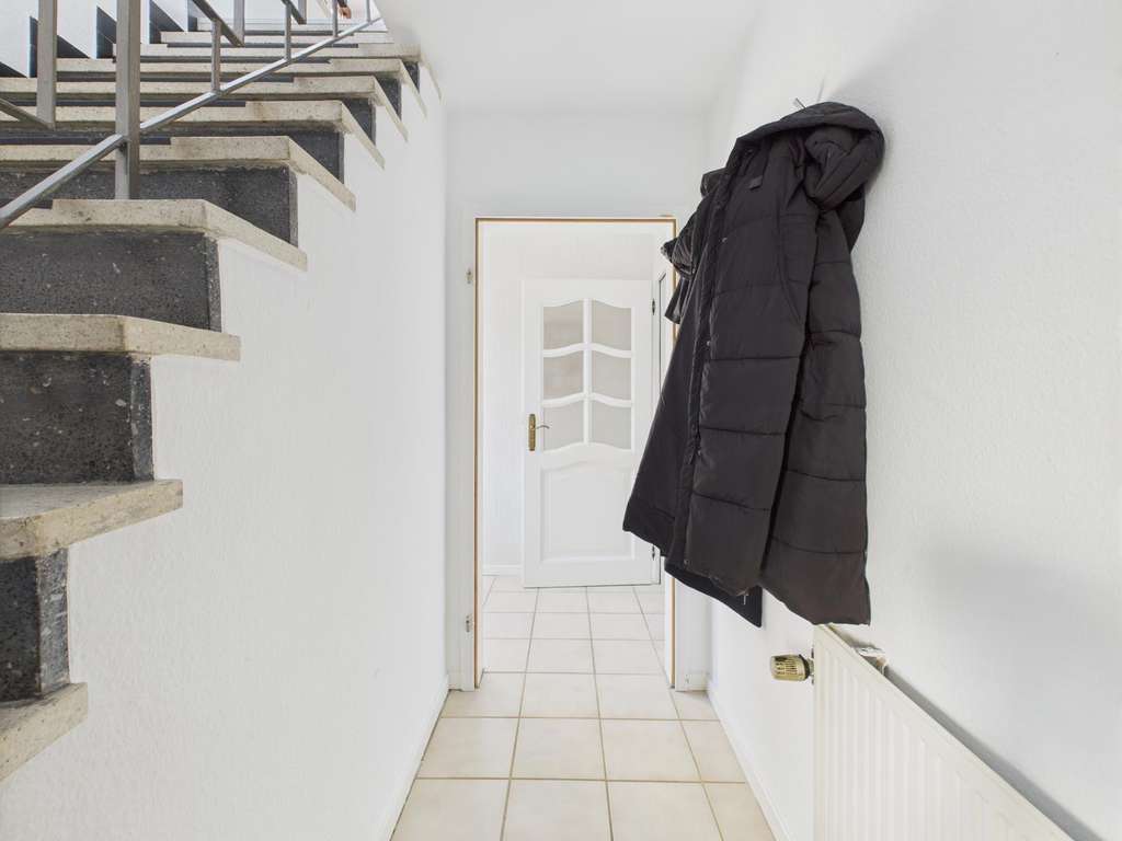 Immobilie in Hellenthal - Ihre Chance auf mehr: wohnen, vermieten oder Potenziale ausschöpfen - Bild 2