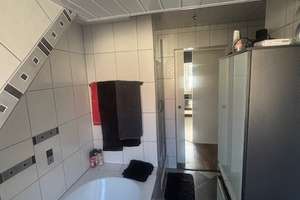 Alltagstaugliche 3-Zimmer-Dachgeschosswohnung mit Balkon in Essen-Bochold – Asbeckstr. 7, 45356 Bochold, Essen – Vorschaubild 15