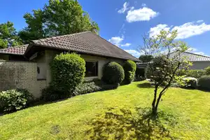 Charmanter Bungalow in ruhiger Siedlungslage. Bezugsfrei ! – Ammerland (Kreis) – Vorschaubild 22