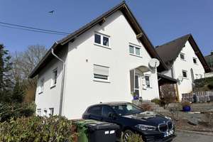 Gepflegtes Einfamilienhaus mit hoher Wohnqualität in Randlage – Die vollständige Adresse der Immobilie erhältst du vom Anbieter., 56269 Dierdorf – Vorschaubild 2