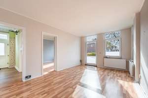!! Nur noch Warteliste !! Charmante Villa in gepflegtem Zustand in zentraler Lage von Stapelfeld! – Die vollständige Adresse der Immobilie erhältst du vom Anbieter., 22145 Stapelfeld – Vorschaubild 6
