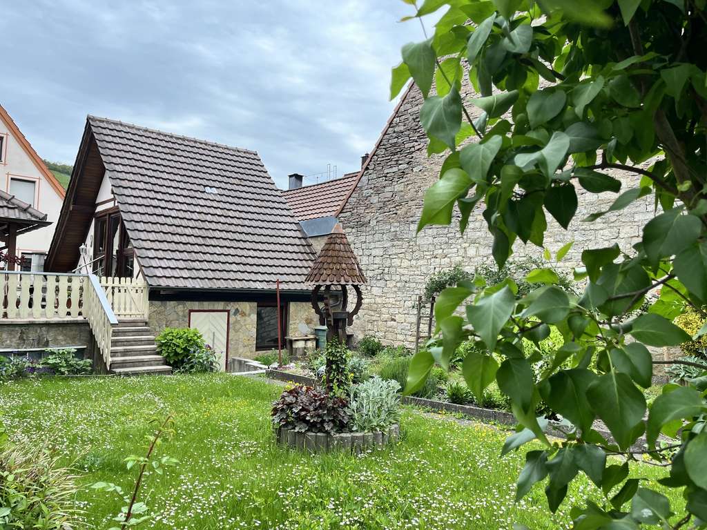 Immobilie in Lauda-Königshofen - Charmantes Einfamilienhaus mit ehemaliger Ladeneinheit, Atelier & Freisitz in Gerlachsheim - Bild 2