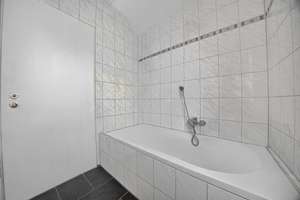 Modernisierte 3-Zimmer-Eigentumswohnung mit 2 Balkonen, Stellplatz & ca. 160 m² Grundstücksanteil – Die vollständige Adresse der Immobilie erhältst du vom Anbieter., 70794 Filderstadt – Vorschaubild 9
