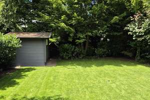 Außergewöhnliches schönes Haus mit großem Garten, Garage, EBK und Sauna. – Die vollständige Adresse der Immobilie erhältst du vom Anbieter., 63128 Dietzenbach – Vorschaubild 4