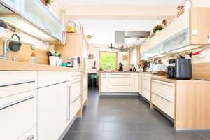 Großzügiges Einfamilienhaus mit Einliegerwohnung, Außenpool & modernem Energiekonzept – Die vollständige Adresse der Immobilie erhältst du vom Anbieter., 84051 Essenbach – Vorschaubild 13