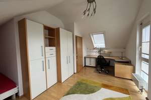 Möbliertes Reiheneckhaus mit großer Terrasse in Sindelfingen Ortsrandlage, Nähe S60 – Krotenäckerweg 45/5, 71069 Sindelfingen – Vorschaubild 10