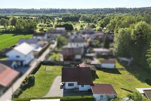 Natur und Ruhe pur – Idyllisches Anwesen mit Fischteich, Bachlauf und großem Gartenparadies – Die vollständige Adresse der Immobilie erhältst du vom Anbieter., 84533 Haiming – Vorschaubild 20