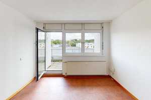 Geräumige Singlewohnung mit Einbauküche – Clausstr. 10/12, 9126 Chemnitz – Vorschaubild 4