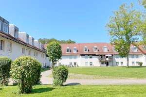 Hochparterre-Wohnung in ruhiger grüner Lage mitten im historischen Ortskern von Riem, Whg.-Nr. 50