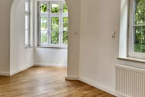 Helle 4-Zimmer-Altbauwohnung in der Klenzestraße - 132 m², Lift, 2 Balkone, EBK & Isarblick