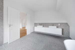 A Timeless Masterpiece - for Family & Friends. – Betzenweg 7, 81247 Obermenzing, München – Vorschaubild 20