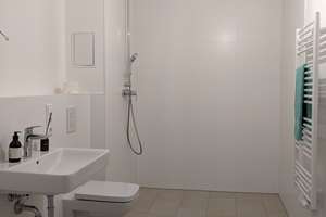 3-Zimmerwohnung im Neubau mit EBK und TG-Stellplatz – Georg-Klingenberg-Straße 11, 10318 Karlshorst, Berlin – Vorschaubild 8