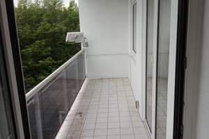 Helle 3,5-Zimmer-Wohnung mit Balkon und unverbaubarem Weitblick über Wuppertal – Bogenstrasse 32, 42283 Barmen, Wuppertal – Vorschaubild 7