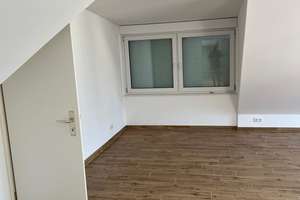 Charmante, lichtdurchflutete 3-Zimmer Dachgeschosswohnung in München-Freimann – Die vollständige Adresse der Immobilie erhältst du vom Anbieter., 80939 Obere Isarau, München – Vorschaubild 7