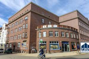 Exklusives Anlageobjekt- mtl. Mieteinnahmen: 8.778,40 € 
Denkmalgeschütztes Wohn- und Geschäftshaus – Die vollständige Adresse der Immobilie erhältst du vom Anbieter., 19053 Altstadt, Schwerin – Vorschaubild 2