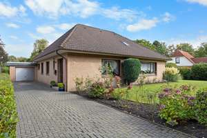 Sillenstede: Gepflegter Bungalow mit ausbaufähigem Dachgeschoss – Die vollständige Adresse der Immobilie erhältst du vom Anbieter., 26419 Schortens – Vorschaubild 2