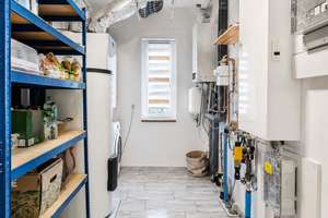 Modernes 217-m²-Familienhaus mit 8 Zimmern, PV-Speicher, Wallbox, Solar & großem Garten – Die vollständige Adresse der Immobilie erhältst du vom Anbieter., 94419 Reisbach – Vorschaubild 21