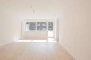 240 qm Garten, EBK, 3 Zimmer mit großem Sonnenscheinbalkon – 40593 Urdenbach, Düsseldorf – Vorschaubild 13