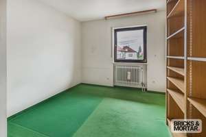 Reihenmittelhaus mit wunderschöner Terrasse, Garten und Garage in Altdorf – Die vollständige Adresse der Immobilie erhältst du vom Anbieter., 90518 Altdorf bei Nürnberg – Vorschaubild 10