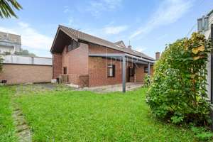 Modernisiertes Einfamilienhaus in ruhiger Wohnlage mit Garten und Garage. – Die vollständige Adresse der Immobilie erhältst du vom Anbieter., 50374 Erftstadt – Vorschaubild 15