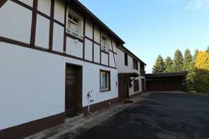 Haus in guter Lage von Schmidt mit Anbau, der noch ausgebaut werden könnte. – Düren (Kreis) – Vorschaubild 1