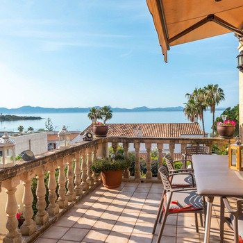 WUNDERSCHÖNE VILLA MIT MEERBLICK IN ALCANADA