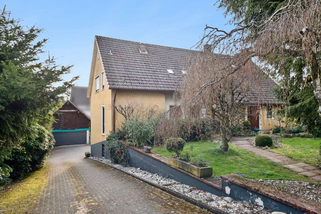 Immobilie in Wilnsdorf - 2 Familienhaus mit Lager, Garagenparadies und unbegrenzten Möglichkeiten in Wilnsdorf - Bild 4