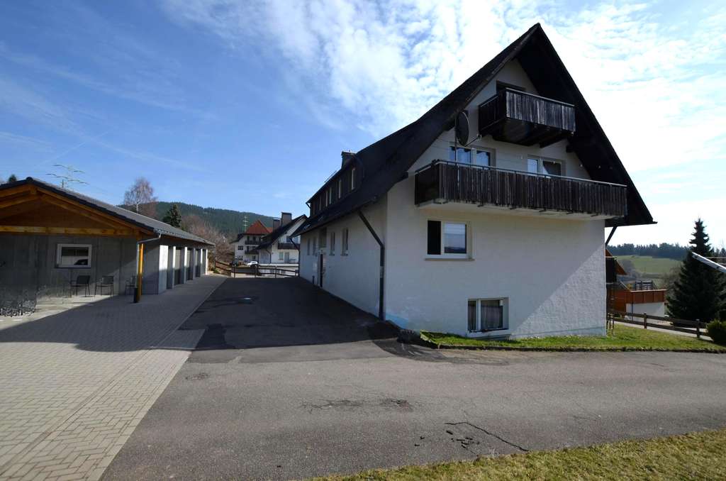Immobilie in Lenzkirch - Renditestark investieren – Mehrfamilienhaus mit Zukunft - Bild 1