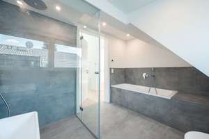 Lichtdurchfluteter Luxus im Dachgeschoss: Großzügiges 3-Zimmer-Penthouse - sofort beziehbar! – Die vollständige Adresse der Immobilie erhältst du vom Anbieter., 81739 Waldperlach, München – Vorschaubild 8