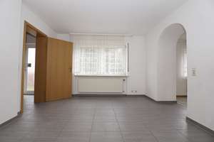 EFH in ruhiger Lage mit Terrasse, Balkon und Garage – Die vollständige Adresse der Immobilie erhältst du vom Anbieter., 66851 Mittelbrunn – Vorschaubild 3