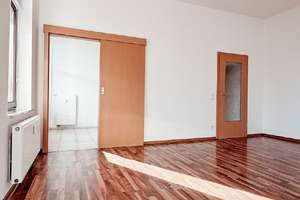 Lichtdurchflutet - zentrumsnahe Wohnung mit Ausblick – Zöllnerplatz 9, 9111 Schloßchemnitz, Chemnitz – Vorschaubild 4