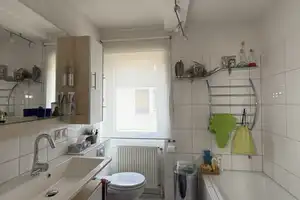 Familienfreundliche Doppelhaushälfte mit Gartenidylle – Würzburg (Kreis) – Vorschaubild 15