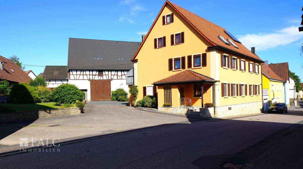 Immobilie in Neudenau - Mit Charme, Scheune und XXL - Bauplatz - FALC Immobilien Heilbronn - Bild 1
