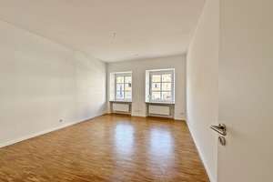 Frisch renovierte 3 Zi. Wohnung mit neuem Bad, Hauswirtschaftsraum und Garage am Regierungsplatz – Die vollständige Adresse der Immobilie erhältst du vom Anbieter., 84028 Altstadt, Landshut – Vorschaubild 8