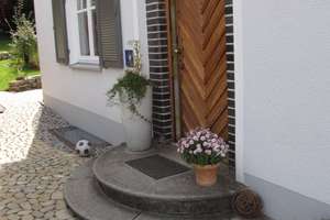Stilvolles Einfamilienhaus mit 6 Zimmern und Carport  – Robert-Koch-Straße 42, 89522 Heidenheim an der Brenz – Vorschaubild 2