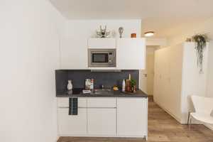  Vollmöbliertes 1-Zimmer-Apartment in Hannover-Hainholz  – Schulenburger Landstraße 114, 30165 Hannover – Vorschaubild 3