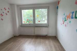 Helle 3-Zi. mit Wanne & Laminat in ruhiger Lage!  – Würzburger Straße 36 C, 9130 Sonnenberg, Chemnitz – Vorschaubild 11