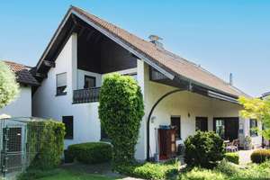 Wunderschönes EFH mit Ausbaumöglichkeit und parkähnlichem Grundstück in Illerkirchberg – Die vollständige Adresse der Immobilie erhältst du vom Anbieter., 89171 Illerkirchberg – Vorschaubild 1